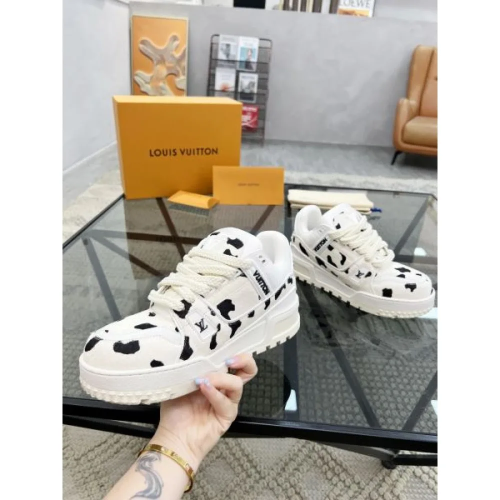 LOUIS VUITTON ルイヴィトン 2025SS 限定価格 メンズ用 カジュアルシューズ 商品画像 5
