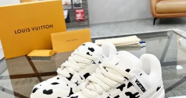 LOUIS VUITTON ルイヴィトン 2025SS 限定価格 メンズ用 カジュアルシューズ 商品画像 11