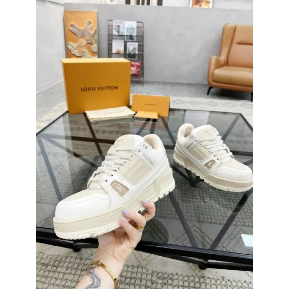 LOUIS VUITTON ルイヴィトン 2025SS 人気爆発 メンズ用 カジュアルシューズ 商品画像 4