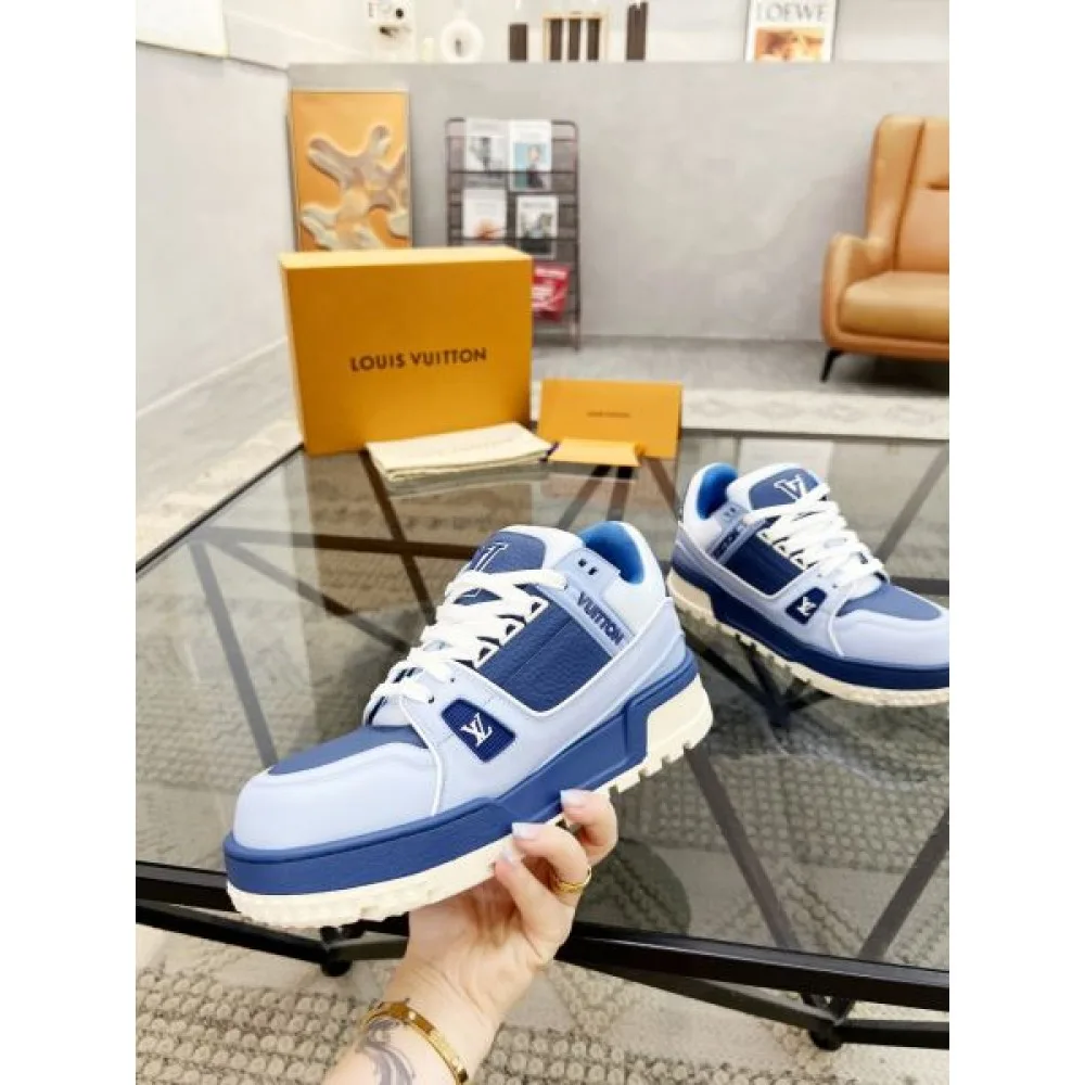 LOUIS VUITTON ルイヴィトン 2025SS 品の良い メンズ用 カジュアルシューズ 商品画像 4