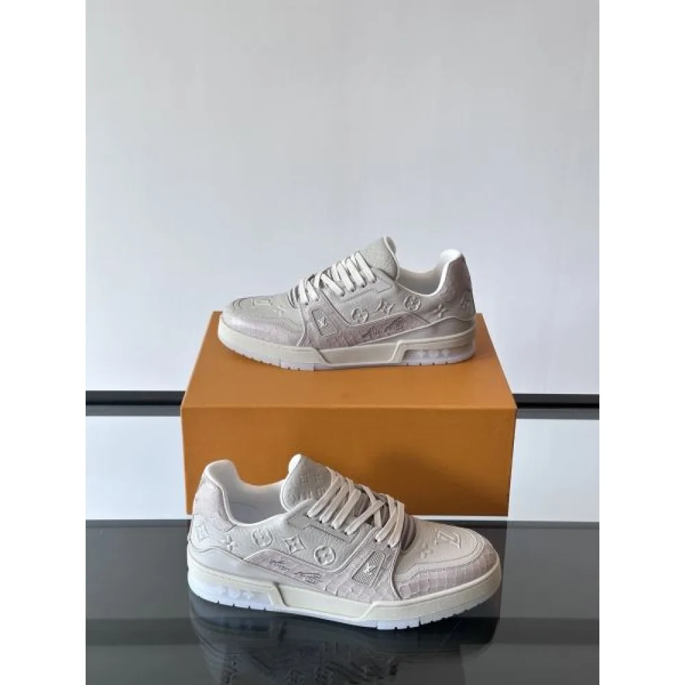 LOUIS VUITTON ルイヴィトン 2025SS 人気No.1 メンズ用 カジュアルシューズ 商品画像 4