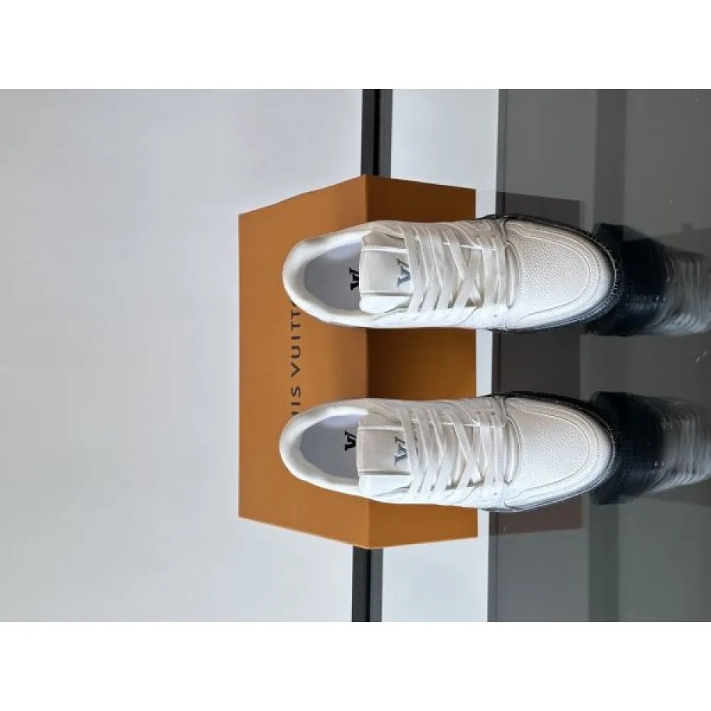 LOUIS VUITTON ルイヴィトン 2025SS 支持が急上昇 メンズ用 カジュアルシューズ 商品画像 6