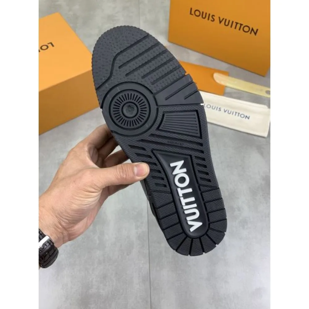 LOUIS VUITTON ルイヴィトン 2025SS 超人気最新作 メンズ用 カジュアルシューズ 商品画像 8
