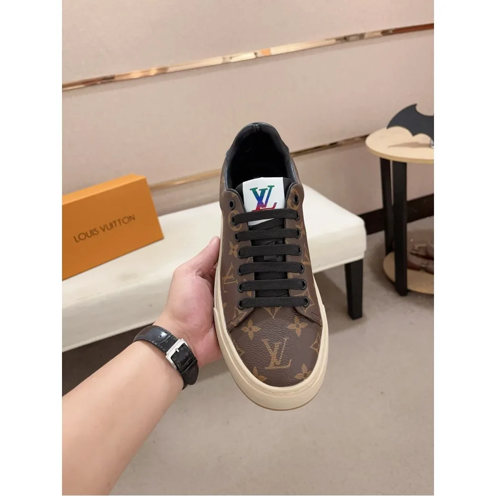 2025SS カジュアルシューズ LOUIS VUITTON ルイヴィトン 話題沸騰中の夏季新作 商品画像 4