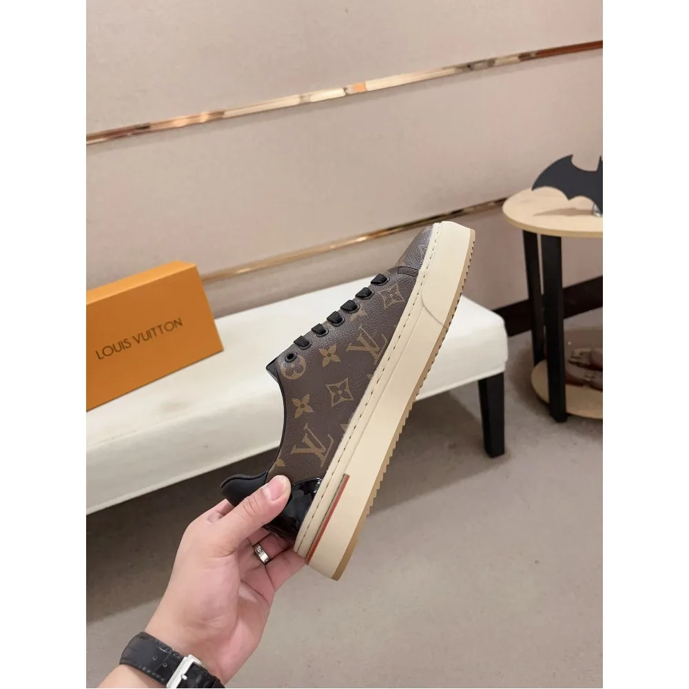 2025SS カジュアルシューズ LOUIS VUITTON ルイヴィトン 話題沸騰中の夏季新作 商品画像 6