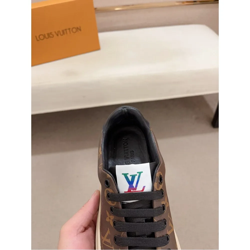 2025SS カジュアルシューズ LOUIS VUITTON ルイヴィトン 話題沸騰中の夏季新作 商品画像 7