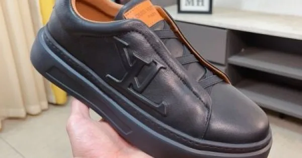 2025FW メンズ カジュアルシューズ LOUIS VUITTON ルイヴィトン すぐお届け!秋冬新作登場 商品画像 11