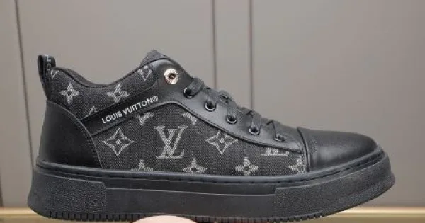 2025FW メンズ カジュアルシューズ LOUIS VUITTON ルイヴィトン 新作限定!早い者勝ち! 商品画像 11