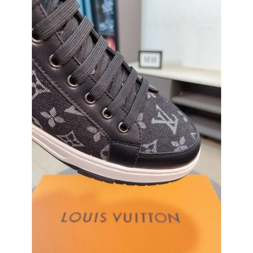2025FW メンズ カジュアルシューズ LOUIS VUITTON ルイヴィトン 冬の軽やかなコーデにぴったり 商品画像 6