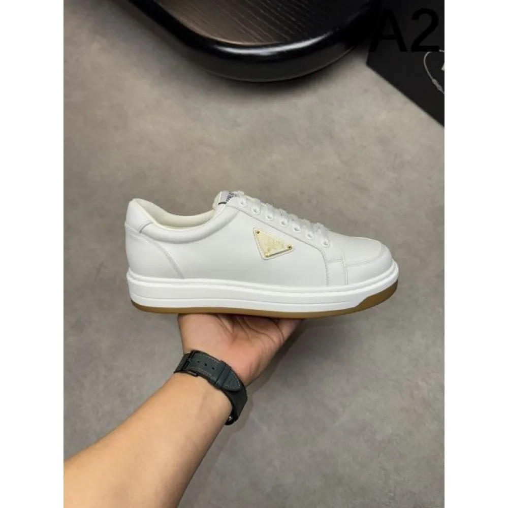 PRADA プラダ 2025SS 期待値も高いアイテム メンズ用 カジュアルシューズ 商品画像 2