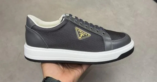 PRADA プラダ 2025SS 日本未上陸のブランド メンズ用 カジュアルシューズ 商品画像 12