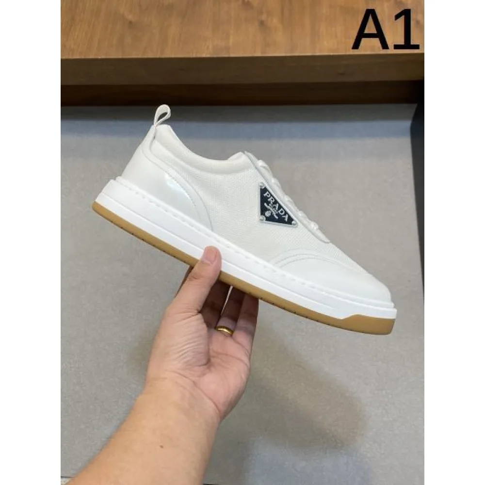 PRADA プラダ 2025SS 海外よりお届け限定品 メンズ用 カジュアルシューズ 商品画像 1