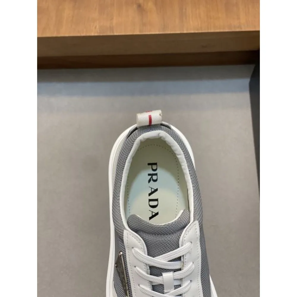 PRADA プラダ 2025SS 海外よりお届け限定品 メンズ用 カジュアルシューズ 商品画像 7