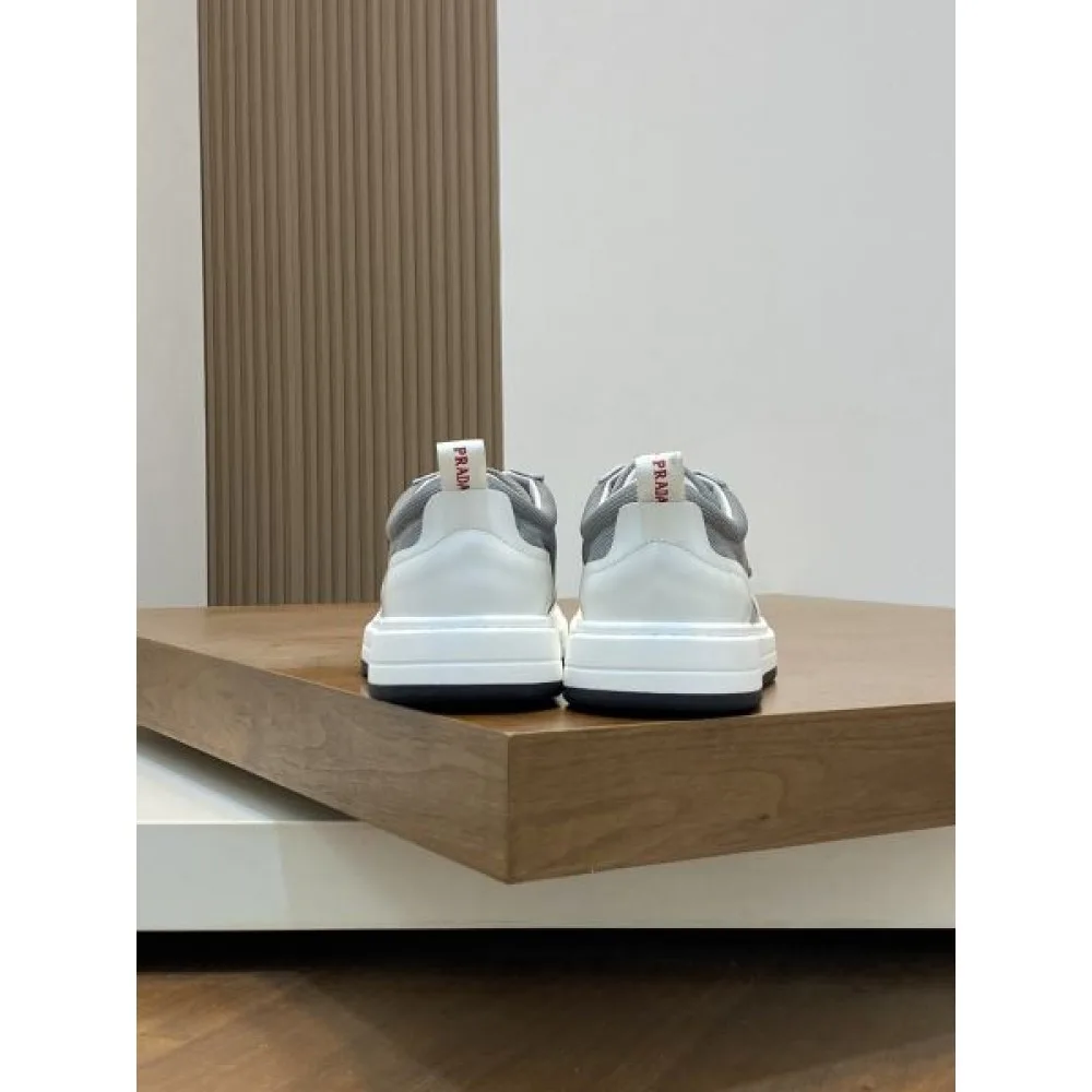 PRADA プラダ 2025SS 海外よりお届け限定品 メンズ用 カジュアルシューズ 商品画像 8