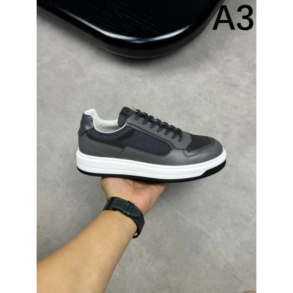 PRADA プラダ 2025SS 国内発セール完売間近 メンズ用 カジュアルシューズ 商品画像 3