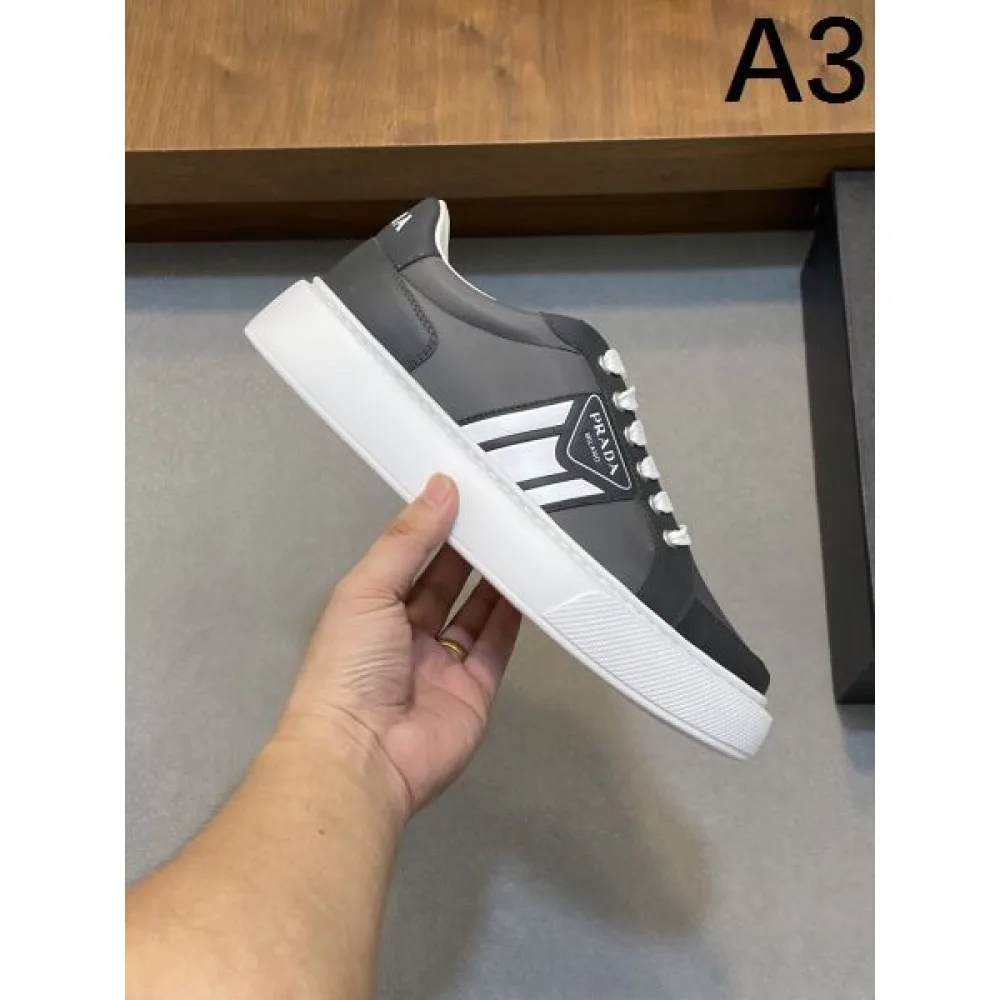 PRADA プラダ 2025SS 春夏新作コレクション メンズ用 カジュアルシューズ 商品画像 3