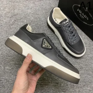 PRADA プラダ 2025SS 最新作期間限定セール メンズ用 カジュアルシューズ 商品画像 1