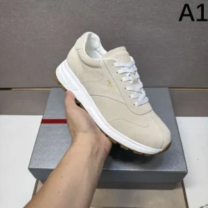 2025秋冬新作 PRADA プラダ メンズ カジュアルシューズ 大人の洗練スタイル 商品画像 1