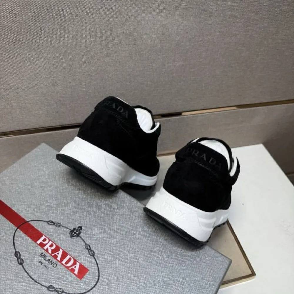 2025秋冬新作 PRADA プラダ メンズ カジュアルシューズ 大人の洗練スタイル 商品画像 9