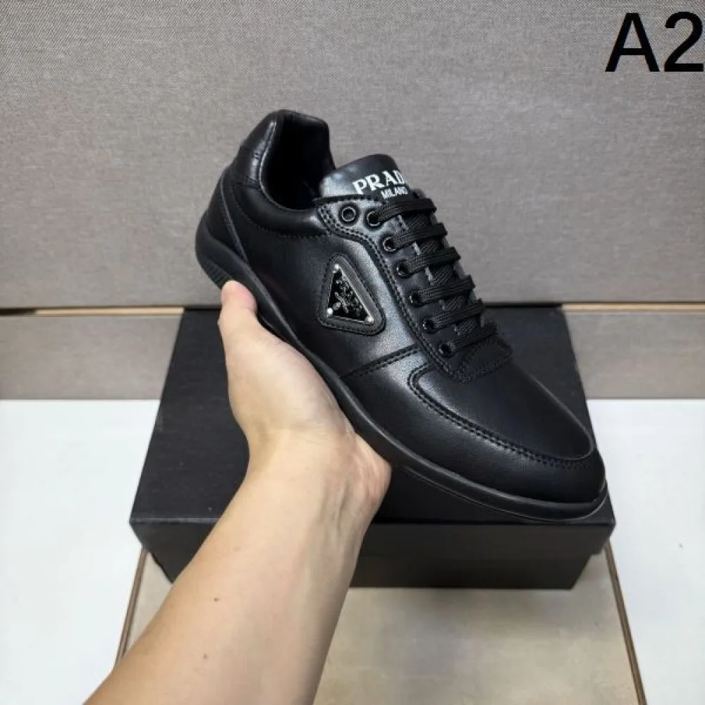 2025秋冬新作 PRADA プラダ メンズ カジュアルシューズ 定番モデルを求める方に最適 商品画像 2