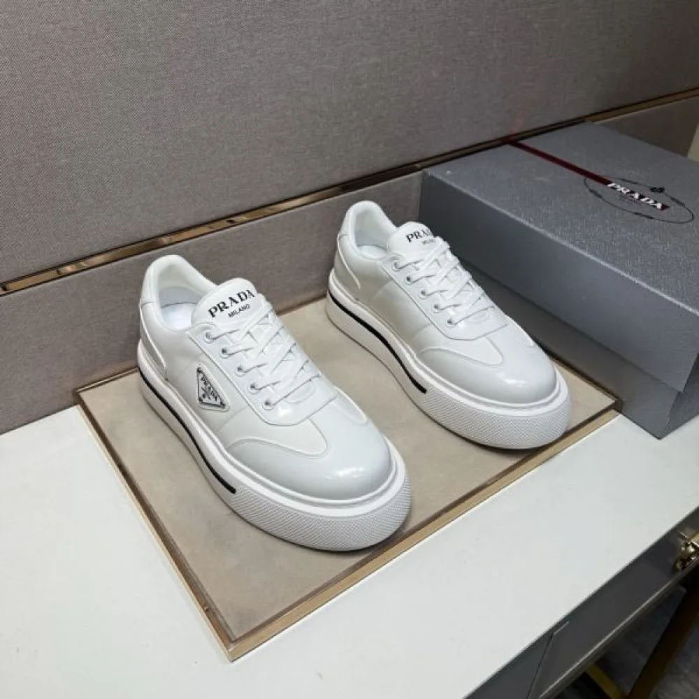 2025秋冬新作 PRADA プラダ メンズ カジュアルシューズ 新作完売続出の人気商品 商品画像 4