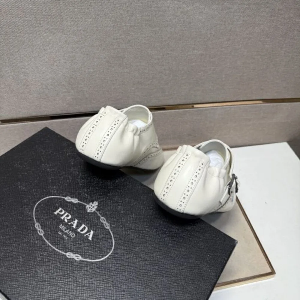 2025FW メンズ カジュアルシューズ PRADA プラダ 冬気分を盛り上げる一足が登場 商品画像 9
