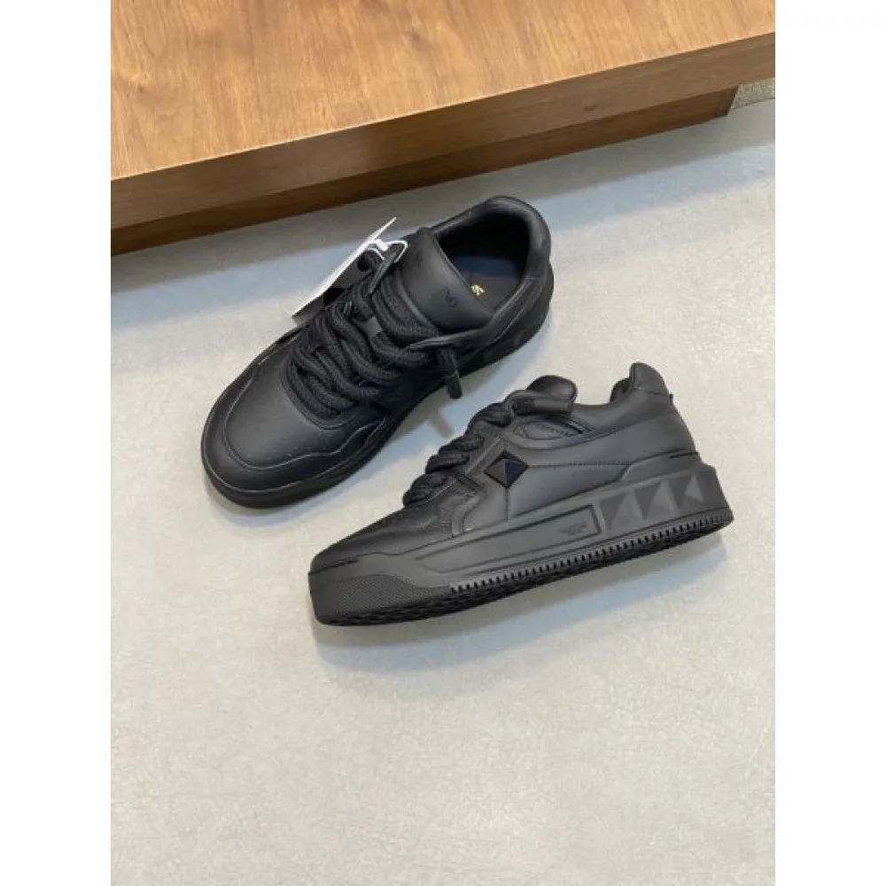 VALENTINO ヴァレンティノ 2025SS 最新作即発 メンズ用 カジュアルシューズ 商品画像 6