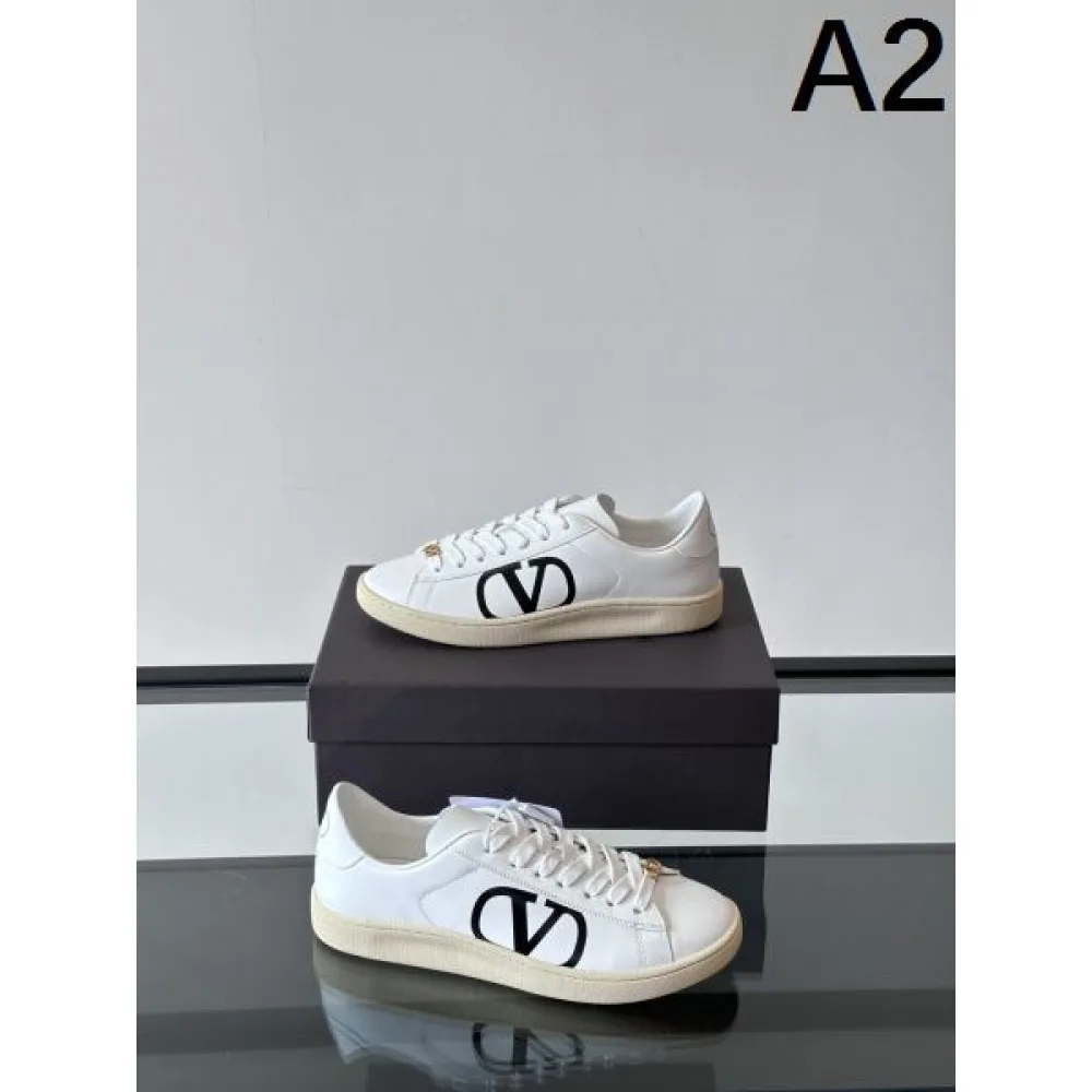 2025SS カジュアルシューズ VALENTINO ヴァレンティノ 洗練された魅力が光る春夏新作 商品画像 2