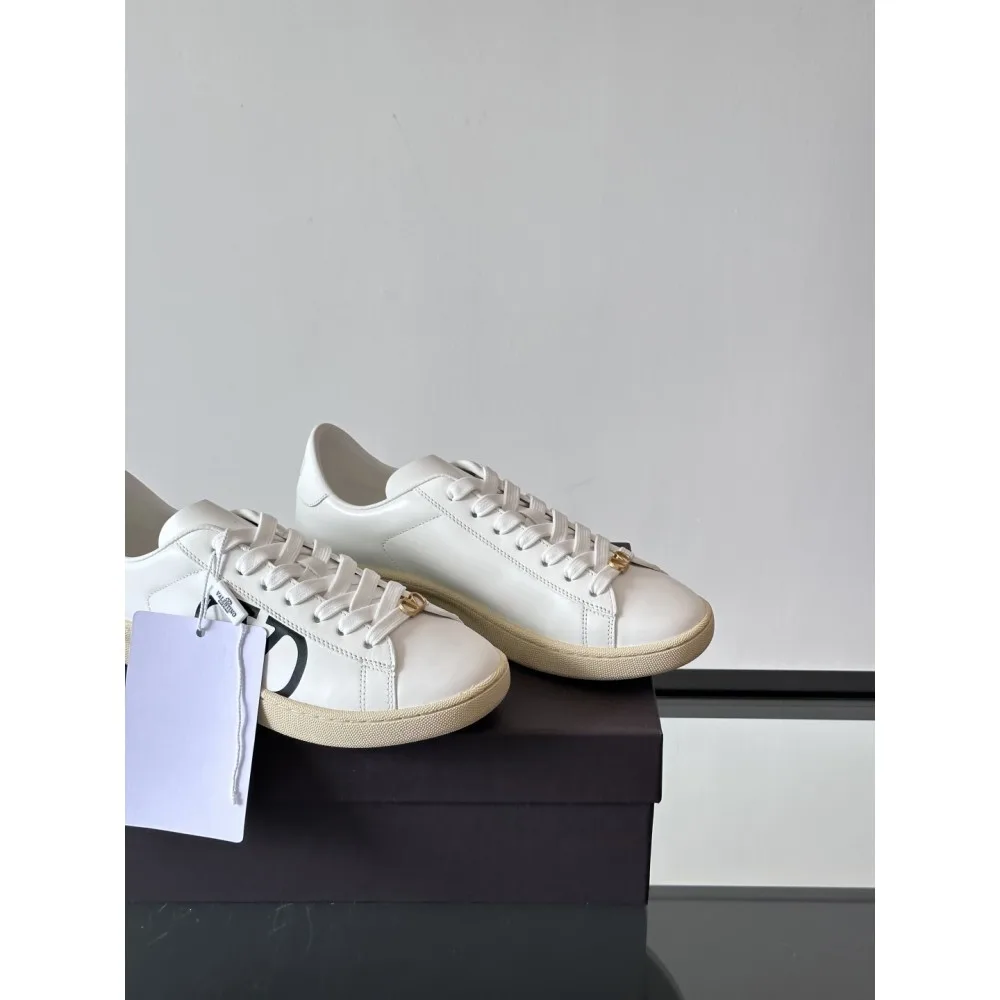 2025SS カジュアルシューズ VALENTINO ヴァレンティノ 洗練された魅力が光る春夏新作 商品画像 7
