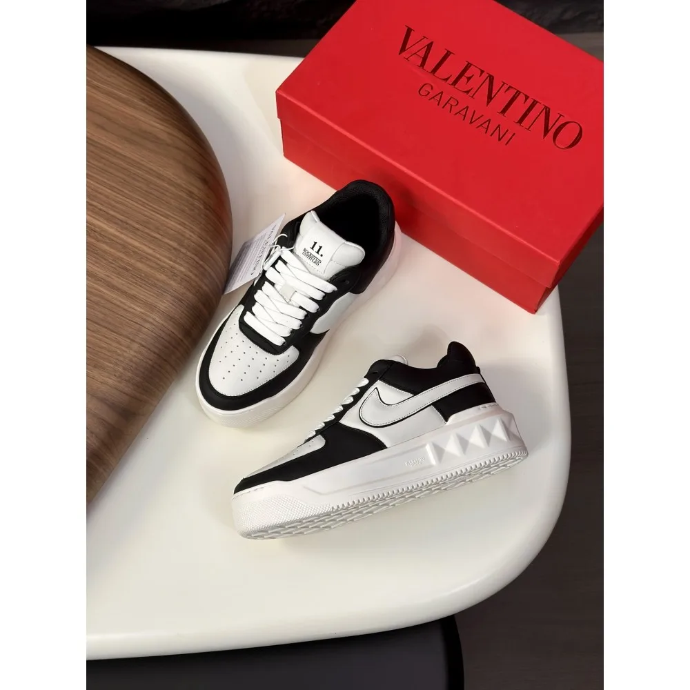 2025SS カジュアルシューズ VALENTINO ヴァレンティノ 高品質で話題の人気アイテム 商品画像 6