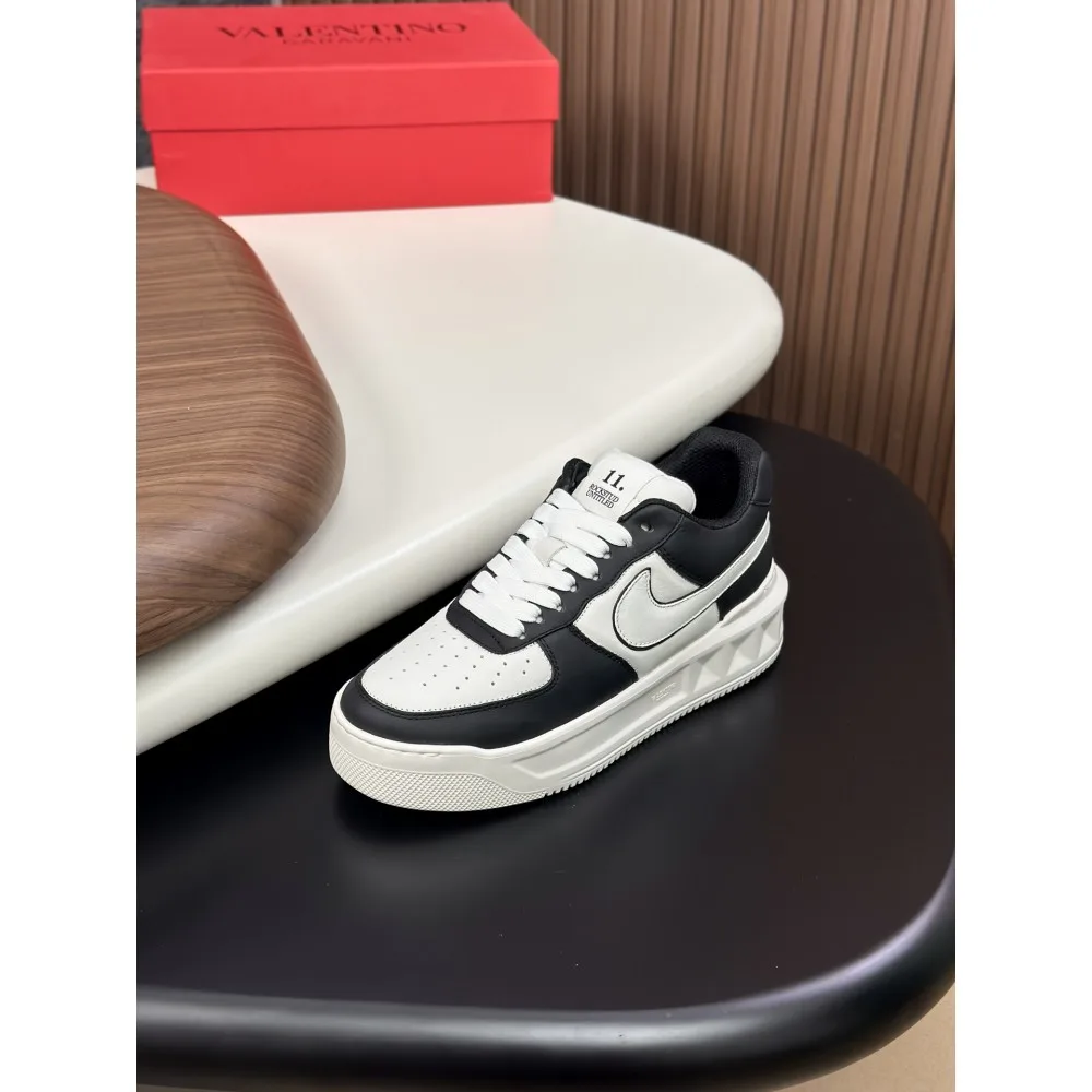 2025SS カジュアルシューズ VALENTINO ヴァレンティノ 高品質で話題の人気アイテム 商品画像 7