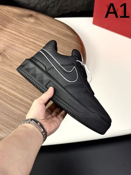 2025SS カジュアルシューズ VALENTINO ヴァレンティノ 高品質で話題の人気アイテム 商品画像 10