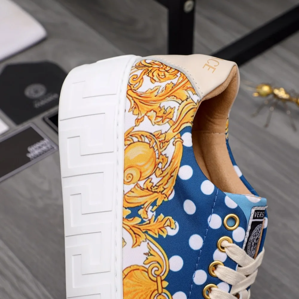 2025SS カジュアルシューズ VERSACE ヴェルサーチェ 今季買い逃せない注目新作 商品画像 7
