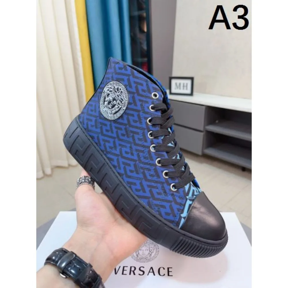 2025SS カジュアルシューズ VERSACE ヴェルサーチェ 大人っぽく見せる上品な一足 商品画像 3