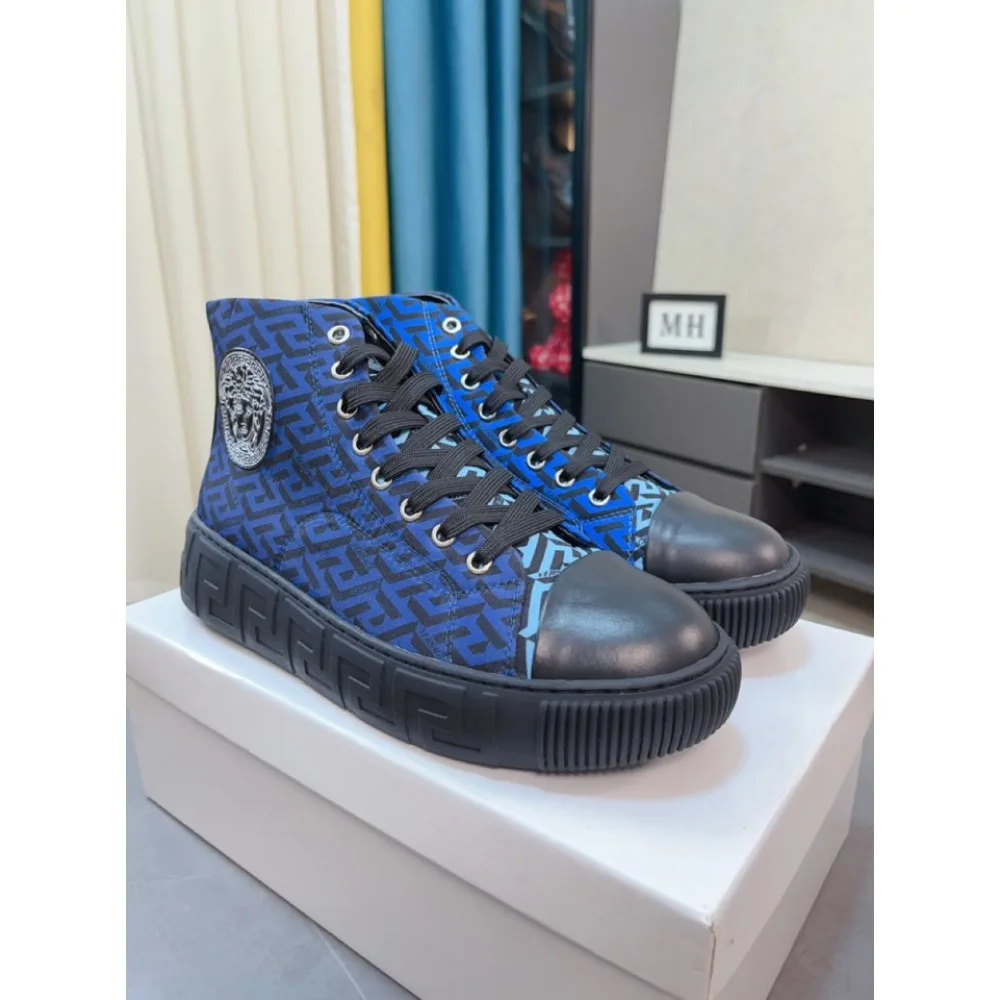 2025SS カジュアルシューズ VERSACE ヴェルサーチェ 大人っぽく見せる上品な一足 商品画像 4