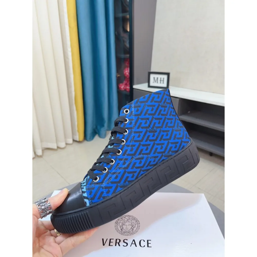 2025SS カジュアルシューズ VERSACE ヴェルサーチェ 大人っぽく見せる上品な一足 商品画像 5