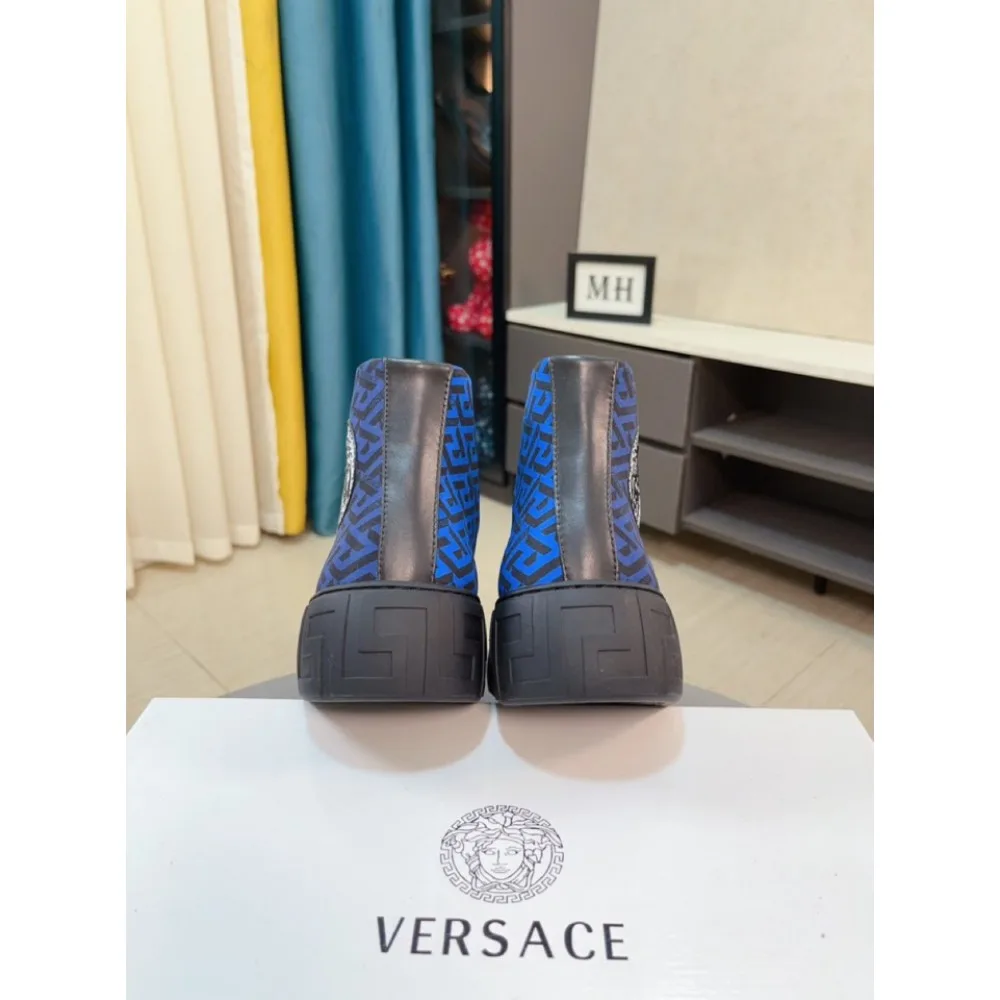 2025SS カジュアルシューズ VERSACE ヴェルサーチェ 大人っぽく見せる上品な一足 商品画像 8