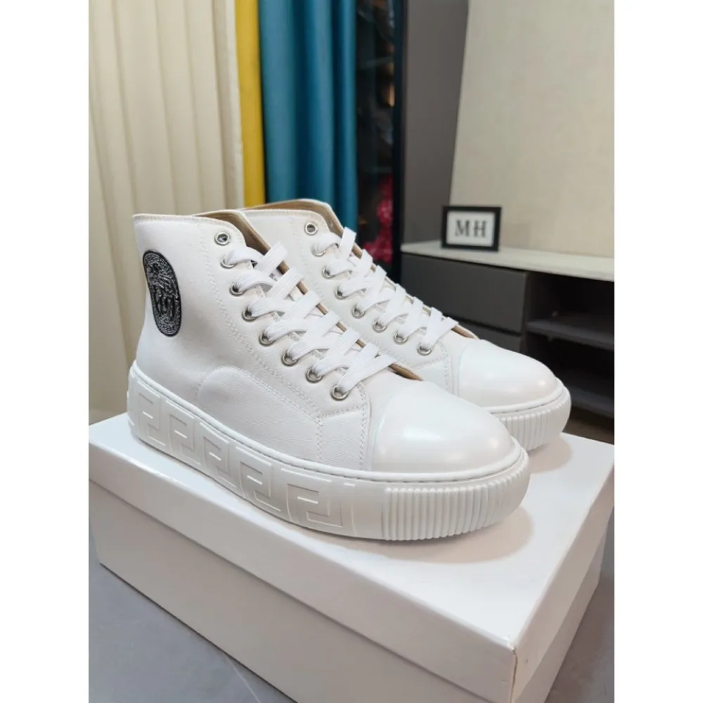 2025SS カジュアルシューズ VERSACE ヴェルサーチェ 取り入れやすい洗練カジュアル 商品画像 4
