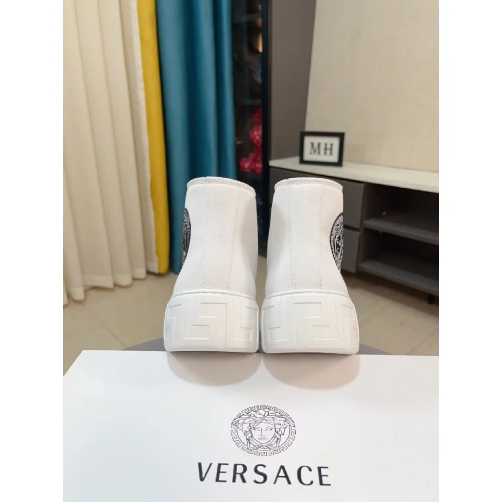 2025SS カジュアルシューズ VERSACE ヴェルサーチェ 取り入れやすい洗練カジュアル 商品画像 8