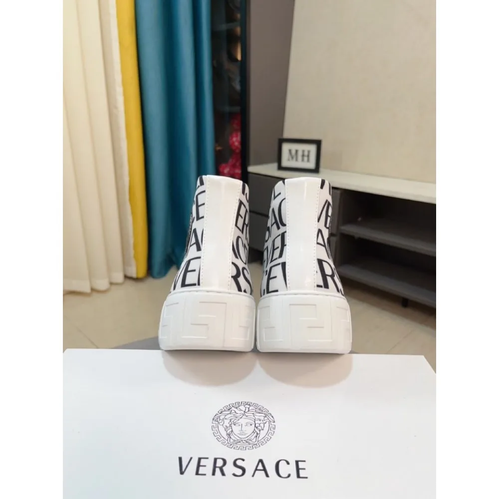 2025SS カジュアルシューズ VERSACE ヴェルサーチェ 少量入荷!限定モデル必見 商品画像 9
