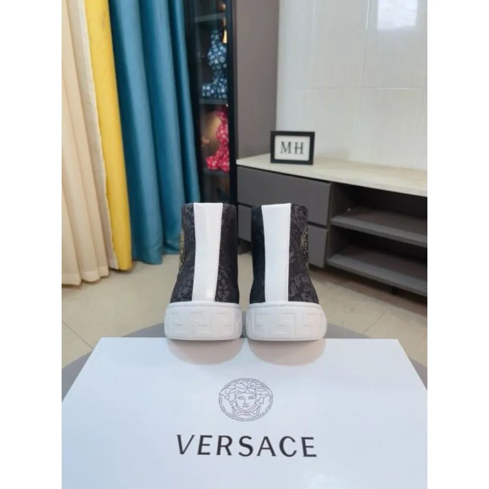 2025FW メンズ カジュアルシューズ VERSACE ヴェルサーチェ 超人気美品がセール中! 商品画像 9