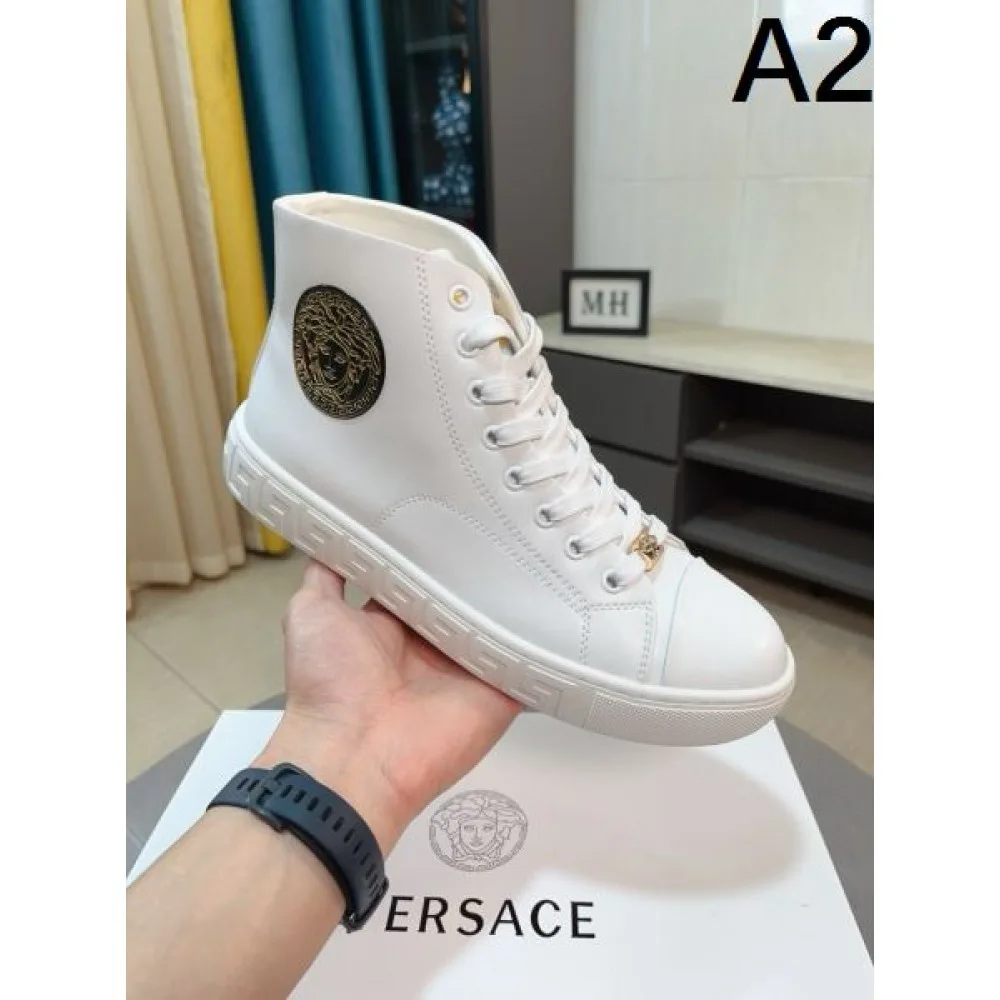 2025FW メンズ カジュアルシューズ VERSACE ヴェルサーチェ 超レアな入手困難品が登場 商品画像 2