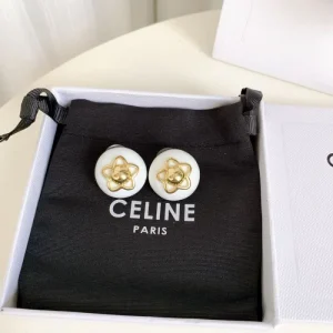 2025SS CELINE セリーヌ 絶対かわいいおすすめ イヤリング 商品画像 1