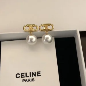 2025SS イヤリング CELINE セリーヌ スタイリッシュに魅せる洗練フォルム 商品画像 1
