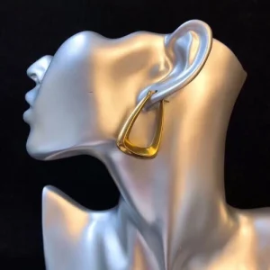 2025SS イヤリング CELINE セリーヌ ミニマルで上品なデイリーアクセ 商品画像 1