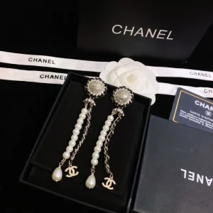 2025SS CHANEL シャネル おしゃれな人は愛用中! イヤリング 商品画像 1
