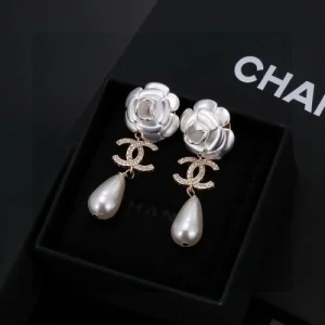 2025SS CHANEL シャネル この時季だからお買い得 イヤリング 商品画像 1