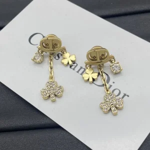 2025SS DIOR ディオール リラックスした雰囲気に イヤリング 商品画像 1