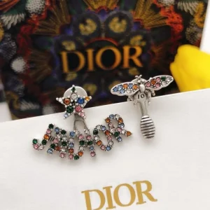 2025SS DIOR ディオール 引き続き注目のスタイル イヤリング 商品画像 1