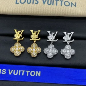 2025SS LOUIS VUITTON ルイヴィトン 超おしゃれ大人気 イヤリング 商品画像 1